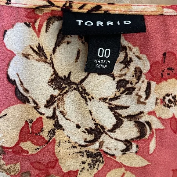 FLORAL WRAP GEORGETTE BABYDOLL BLOUSE CORAL Size 00 - Picture 6 of 15